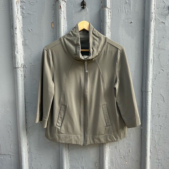 Lululemon Khaki Swing Jacket, approx size 10 - Picture 1 of 7